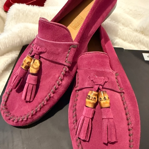 Authentic Gucci - Picture 4 of 5